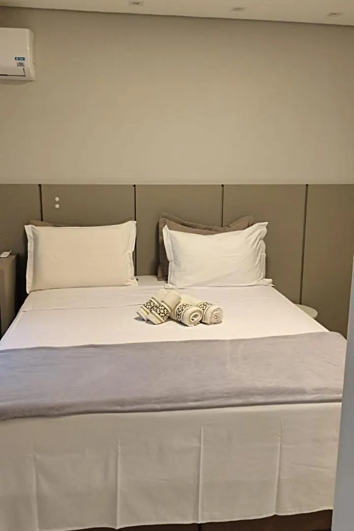 Lindo Apartamento No Centro Com Vaga De Garagem Joinville Brazil