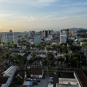 Apartamento Rosenhaus - Homeclub Apto Grande Com Smartv Cozinha, Joinville